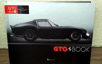 Zeldzaam boek van Ferrari 250 GTO . Zie foto's  beschikbaar voor biedingen
