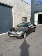 Mercedes Benz e coupe 220, Auto's, Mercedes-Benz, Automaat, Achterwielaandrijving, Zwart, Leder en Stof