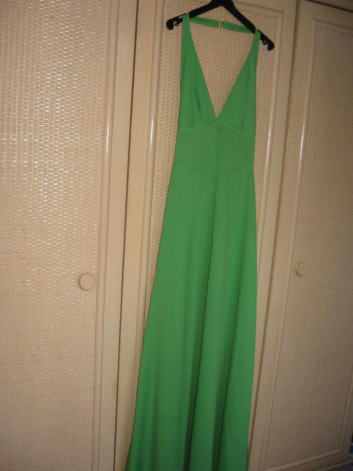Kostuumset in groene kleur, Kleding | Dames, Overige Dameskleding, Nieuw, Ophalen of Verzenden