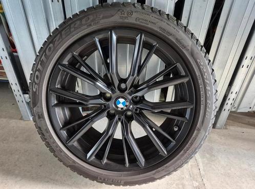 Originele BMW 796m velgen met 225/45/18 banden, Auto-onderdelen, Banden en Velgen, Banden en Velgen, All Season, 18 inch, 225 mm