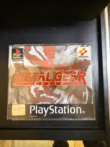 Metal Gear Solid ps one met silent hill demo (zonder manual), Games en Spelcomputers, Games | Sony PlayStation 1, Ophalen, Zo goed als nieuw