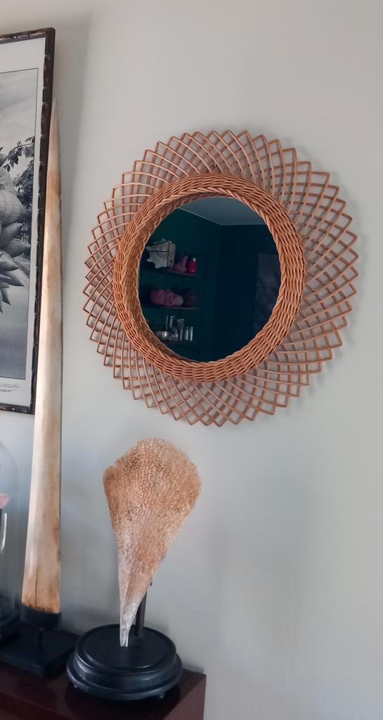 Ancien miroir en osier 1968, Maison & Meubles, Accessoires pour la Maison | Miroirs, Comme neuf, Enlèvement ou Envoi