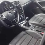 Volkswagen Golf Highline BlueMotion (bj 2019), Voorwielaandrijving, Stof, Euro 6, Zwart