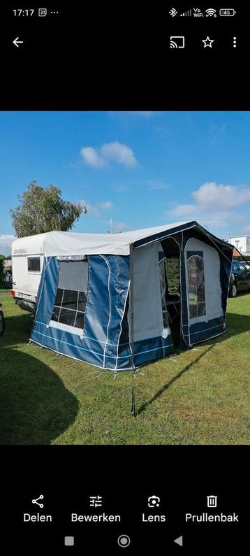 Caravan Chateau met voortent als nieuw. Geen keuring nodig!! beschikbaar voor biedingen