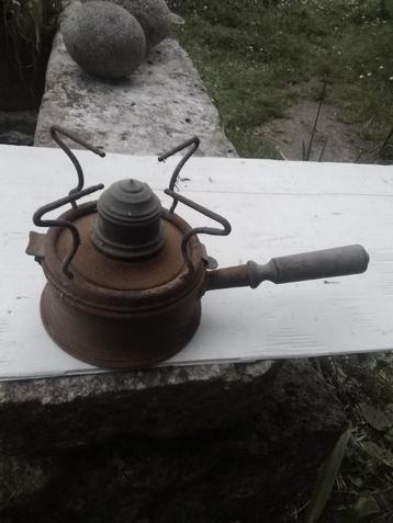 Vintage kachel beschikbaar voor biedingen