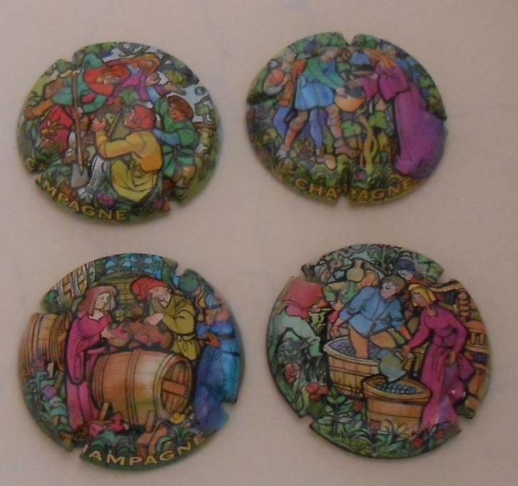 4 champagne capsules - generiek, Verzamelen, Overige Verzamelen, Gebruikt, Ophalen of Verzenden