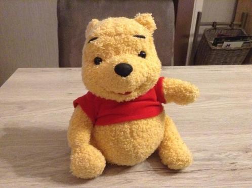 Disney Winnie the Pooh pluche character (Zingt) (1988), Verzamelen, Disney, Zo goed als nieuw, Knuffel, Winnie de Poeh of vrienden