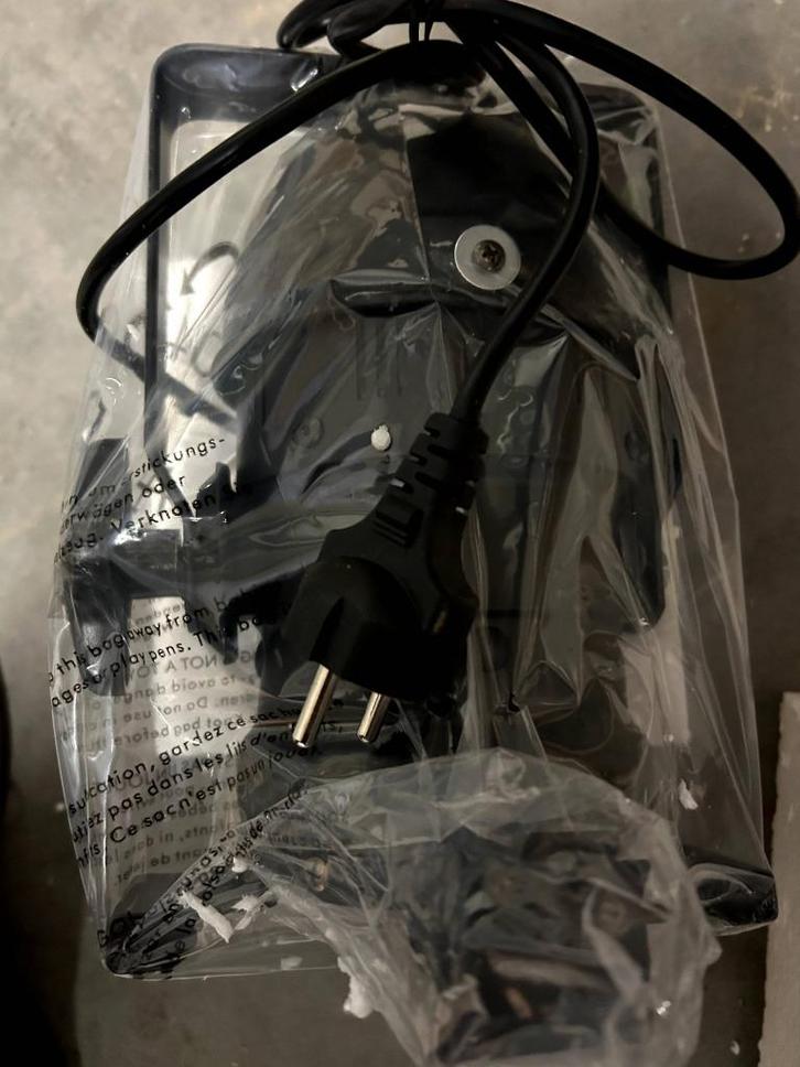 Nieuwe industriële plek SHOW TEC, Huis en Inrichting, Lampen | Spots, Nieuw, Metaal of Aluminium, Ophalen