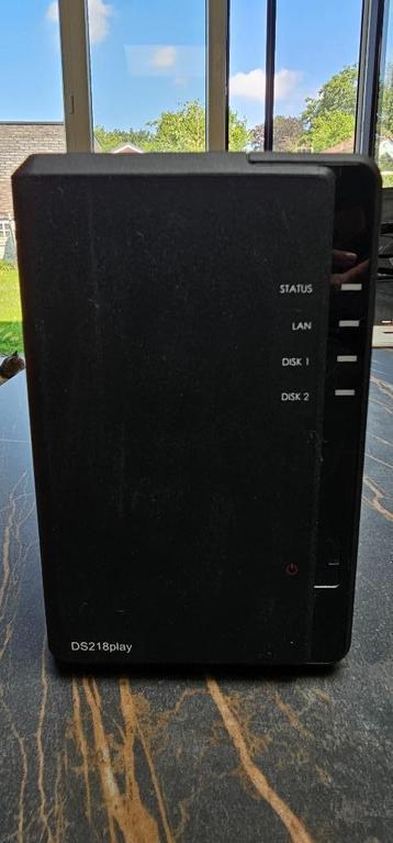 Synology NAS DS218play + 2x Seagate Ironwolf 10Terrabyte  d, Enlèvement, Comme neuf