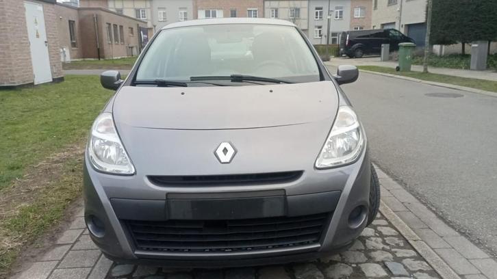 Renault Clio 1.2 benzine–  01/2010– Km 195.136– Blanco, Auto's, Renault, Particulier, Clio, ABS, Airbags, Airconditioning, Centrale vergrendeling