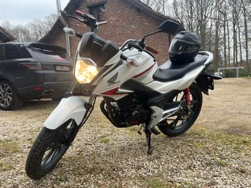 Honda cbf 125  beschikbaar voor biedingen