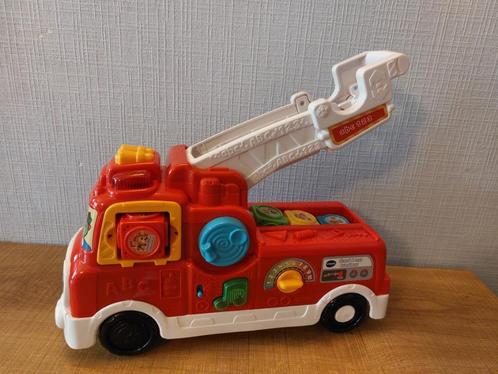 V-Tech Stapel- en Leer Brandweer - interactieve blokkenwagen, Kinderen en Baby's, Speelgoed | Vtech, Zo goed als nieuw, 2 tot 4 jaar