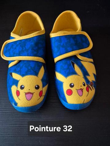 1 Pantoufle, 1 slash, 1 botte et 4 baskets chaussures. beschikbaar voor biedingen