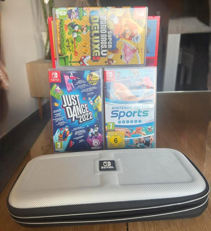 Switch oled met 3 games, Games en Spelcomputers, Games | Nintendo Switch, Zo goed als nieuw, Ophalen of Verzenden