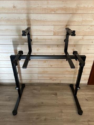 Keyboard Stand K&M 18810 + 18811, Musique & Instruments, Enlèvement, Comme neuf, Pied pour instrument, Clavier ou Synthétiseur