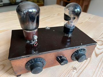 Antieke Radio apparatuur TV Gecovalve beschikbaar voor biedingen