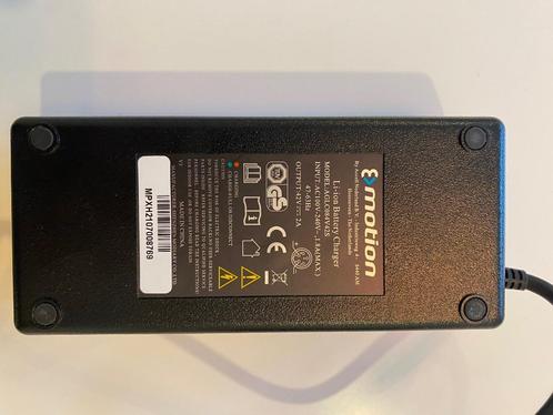 Fietsbatterij lader - Accell Motion Li-ion battery charger, Fietsen en Brommers, Fietsaccessoires | Fietsaccu's, Zo goed als nieuw
