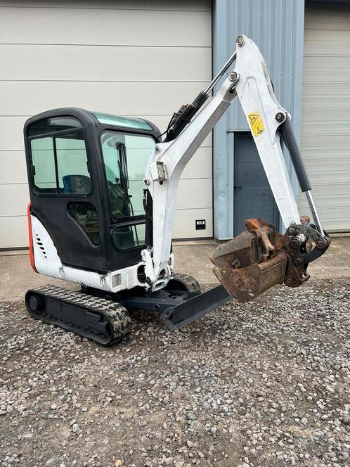 Bobcat e16 minigraver 1600kg, Articles professionnels, Machines & Construction | Grues & Excavatrices, Excavatrice, Enlèvement ou Envoi