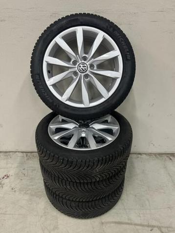 143 Winterset VW Golf MIchelin Alpin 5 205/50 R17 disponible aux enchères