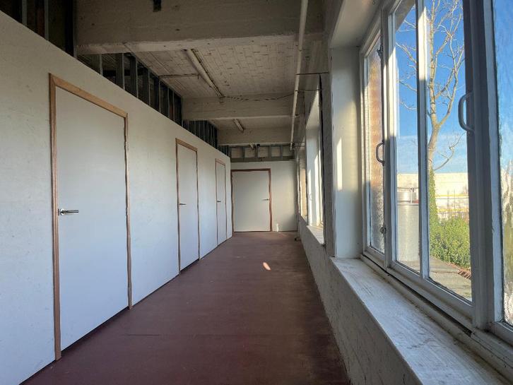 Oplag / Box / Garage / Ruimte te huur, Immo, Garages & Places de parking, Province de Flandre-Occidentale