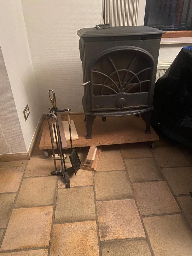 Dovre houtkachel 550CB, Huis en Inrichting, Kachels, Zo goed als nieuw, Vrijstaand, Houtkachel, Hout, Ophalen