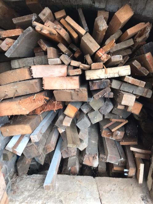 Groot lot hout ( planken, balken, juffers, …), Doe-het-zelf en Bouw, Hout en Planken, Gebruikt, Eiken, Ophalen
