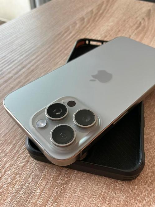 Echange ou vend - iPhone 15 Pro Max 256 Gb Natural Titanium, Telecommunicatie, Mobiele telefoons | Apple iPhone, Zo goed als nieuw