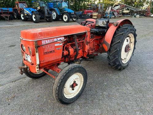 Renault 70 smalspoor tractor gebruikt, Zakelijke goederen, Landbouw | Tractoren, 7500 tot 10000, Renault, tot 80 Pk, Gebruikt