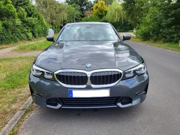BMW 3 serie Sport Line - Grijs - 2019 - 96.000 km - Benzine beschikbaar voor biedingen