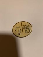 Retro pin van Pater Damiaan en de Paus, Ophalen of Verzenden, Zo goed als nieuw