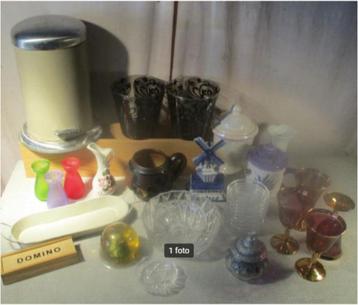 24 Retro Hebbedingetjes en Oude Spulletjes beschikbaar voor biedingen