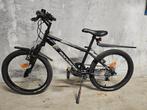 Btwin kinderfiets 20inch + helm, Fietsen en Brommers, Ophalen, Zo goed als nieuw, 20 inch of meer, Btwin