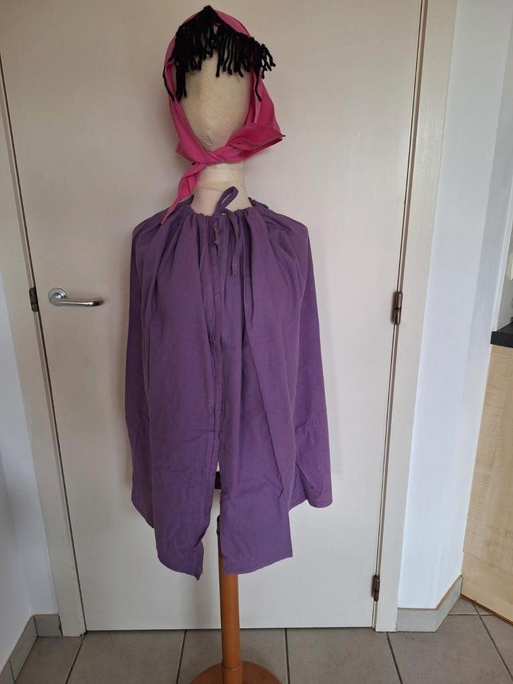 Halloween kledij, heksen, 10 stuks, mantel+ sjaaltje, Hobby en Vrije tijd, Kostuums, Theaterbenodigdheden en LARP, Zo goed als nieuw