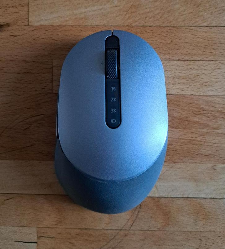 DELL 2,4 GHz Bluetooth- en draadloze optische muis 7 knoppen, Computers en Software, Muizen, Gebruikt, Muis, Rechtshandig, Draadloos