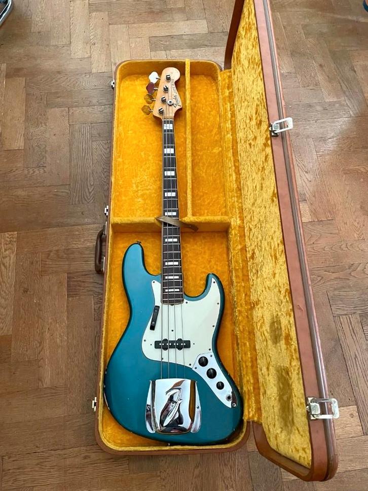 Fender Jazz Bass Lake Placid Blue 1973, Musique & Instruments, Instruments à corde | Guitares | Basses, Utilisé, Électrique, Enlèvement