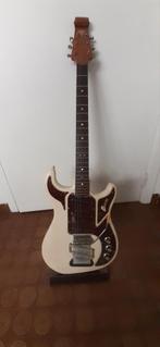 Burns gitaar8, Muziek en Instrumenten, Snaarinstrumenten | Gitaren | Bas, Ophalen