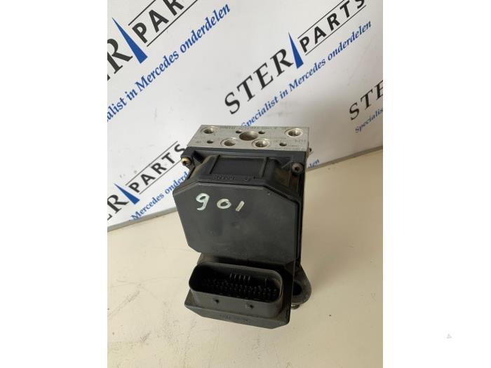ABS Pomp van een Mercedes Sprinter, Auto-onderdelen, Elektronica en Kabels, Mercedes-Benz, Gebruikt, 3 maanden garantie, Ophalen of Verzenden
