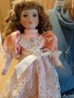 Prachtige poppen, 2 zakken vol, mogen weg voor 100 euro!, Antiek en Kunst, Ophalen