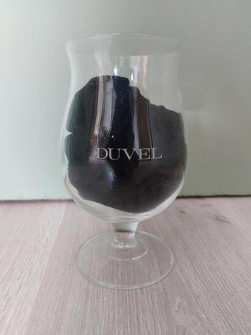 Duvel glas beschikbaar voor biedingen