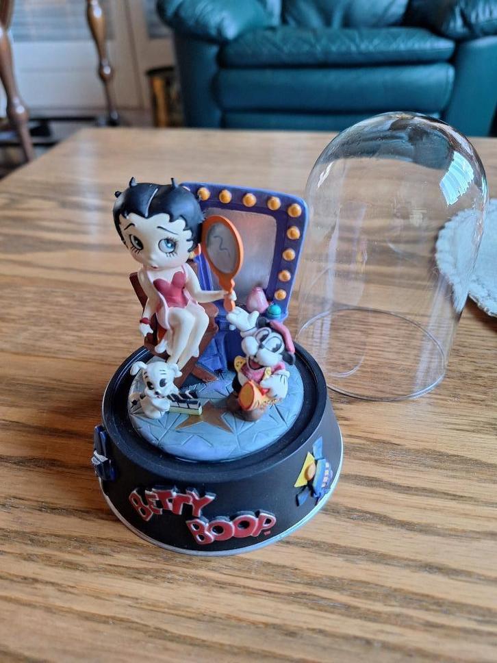 Betty Boop Globe Hollywood. Uitg. gelimiteerd 1996, Verzamelen, Beelden en Beeldjes, Nieuw, Mens, Ophalen of Verzenden