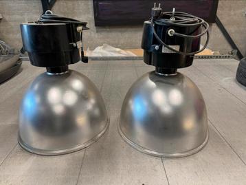 Industriële vintage lampen te koop beschikbaar voor biedingen