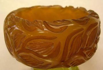 Vintage bakelieten armband, gesneden, honingkleurig, getest beschikbaar voor biedingen