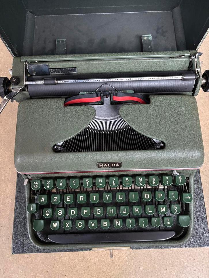 Machine a Ecrire Portable Halda Modele P - annee 50, Diversen, Typemachines, Zo goed als nieuw, Ophalen of Verzenden