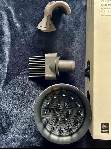 Dyson sonic beschikbaar voor biedingen