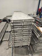 Stijger: Altrad Quadro, Enlèvement, Comme neuf, Échafaudage de façade, Moins de 2 mètres