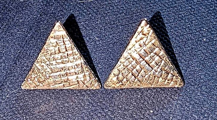BOUCLES D'OREILLES OR, Handtassen en Accessoires, Oorbellen, Nieuw, Knopjes of Stekers, Overige materialen, Goud, Ophalen of Verzenden