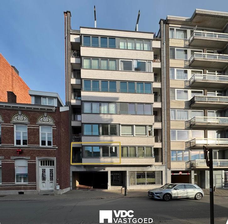 Ruim appartement met terras en garage nabij centrum Tongeren, Immo, Huizen en Appartementen te koop, Provincie Limburg, Appartement