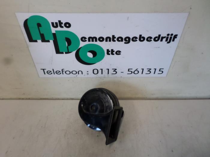 Claxon van een Landrover Discovery (Discovery 99-), Auto-onderdelen, Elektronica en Kabels, Land Rover, Gebruikt, 3 maanden garantie