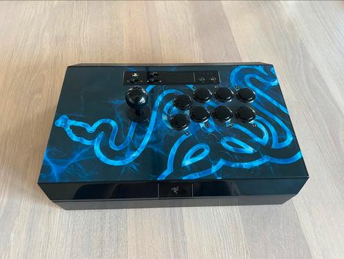 Razer Panthera PS4/PC Arcadestick (PS5 via adapter), Games en Spelcomputers, Spelcomputers | Sony Consoles | Accessoires, Zo goed als nieuw