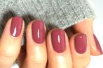 Vernis permanent sur ongle naturel